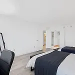 2Br 3Ba Ocean Front Condo On The Boardwalk Cozysuites