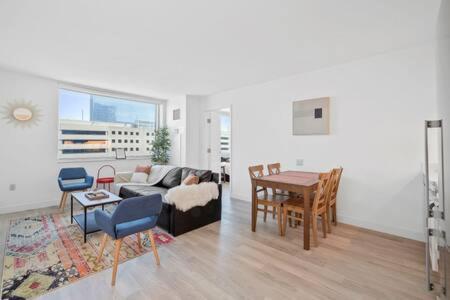 2br 3ba Ocean Front On The Boardwalk Cozysuites Apartment *