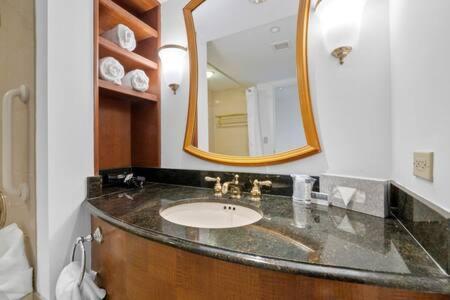 2br 3ba Ocean Front On The Boardwalk Cozysuites * Atlantic City